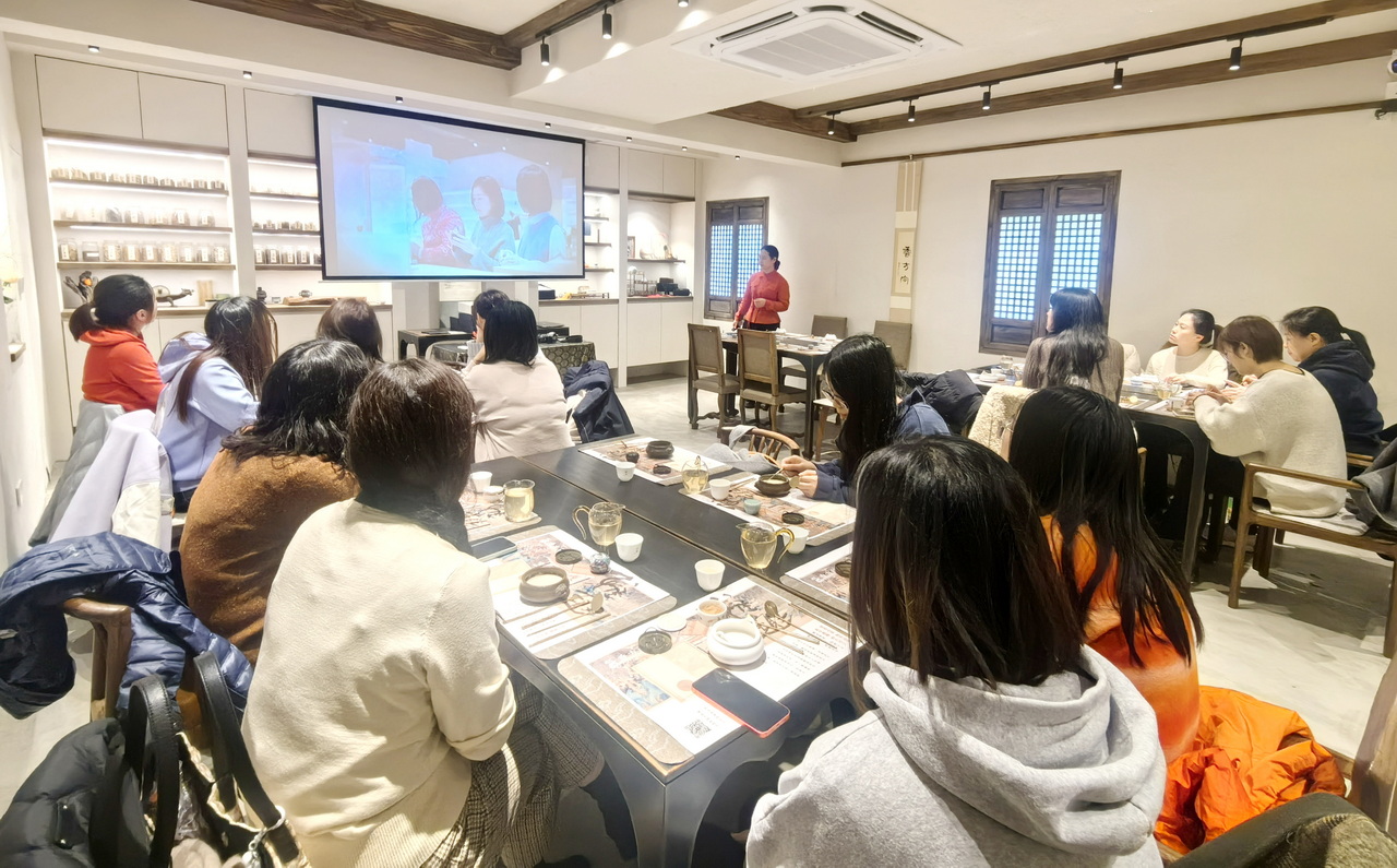 婦女節(jié)活動(dòng) 1280.jpg