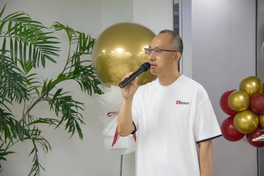 蓄力三十載 凝心再出發(fā)——沈陽(yáng)外服三十周年慶?；顒?dòng)